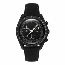 Orologio con fasi lunari con cinturino in suede nero