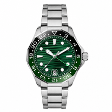 TAG Heuer Aquaracer Professional 300 GMT